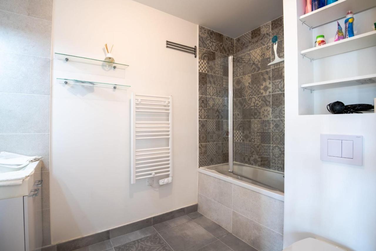 Studio Cosy Et Spacieux Tours Luaran gambar